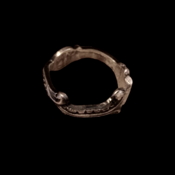 Cute Size 4 Hand Forged Vintage Spoon Ring - Picture 4 of 8